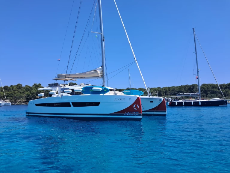Bootsverleih Fountaine Pajot Aura 51 Seget Donji Samboat