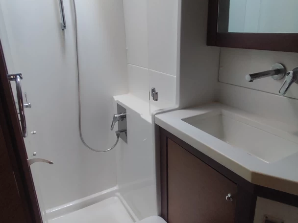 Lagoon Lagoon 450 F mieten Volos