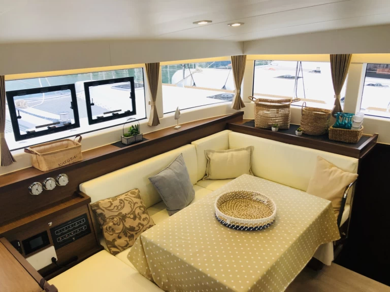 Boot mieten Capo d'Orlando günstig Lagoon 40