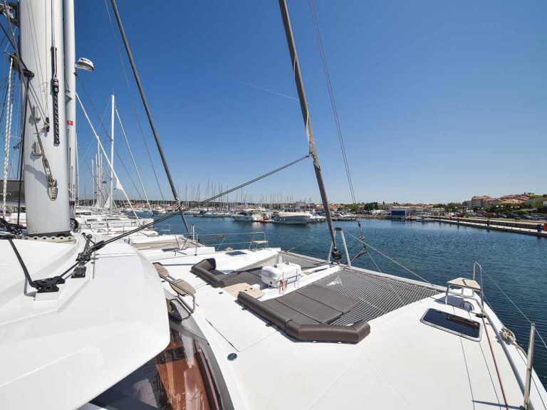 YachtCharter in Biograd na Moru - Nautitech Nautitech 46 Fly auf SamBoat