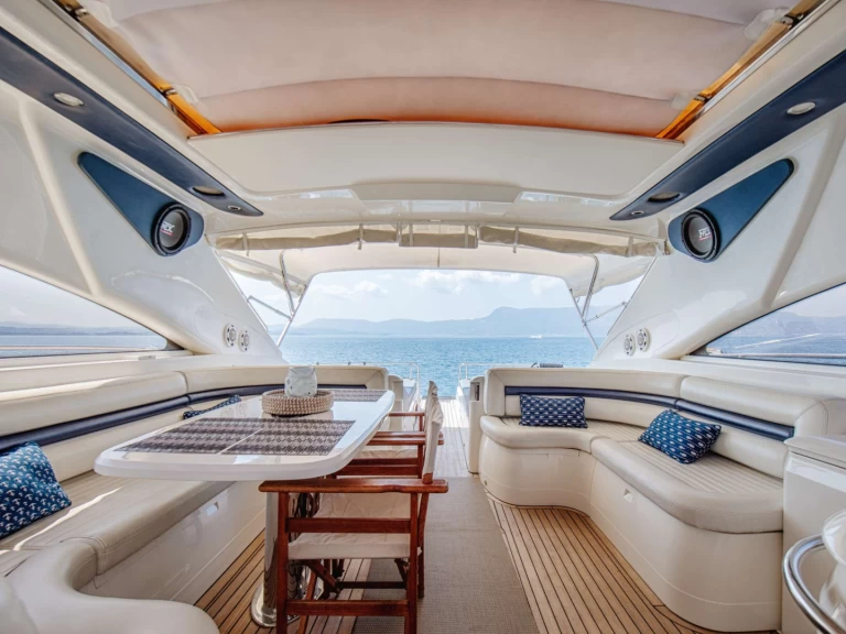 Bootsverleih Princess, UK EVENIA Athen Samboat