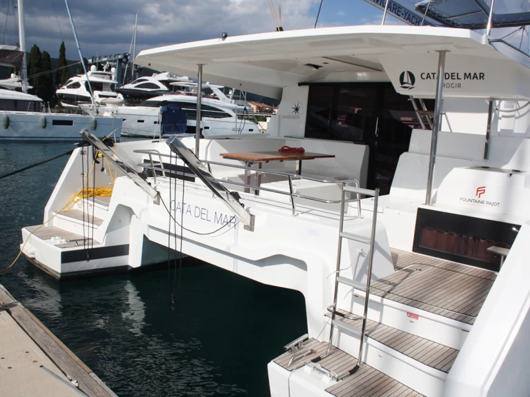 YachtCharter in Seget Donji - Fountaine Pajot Astrea 42 auf SamBoat