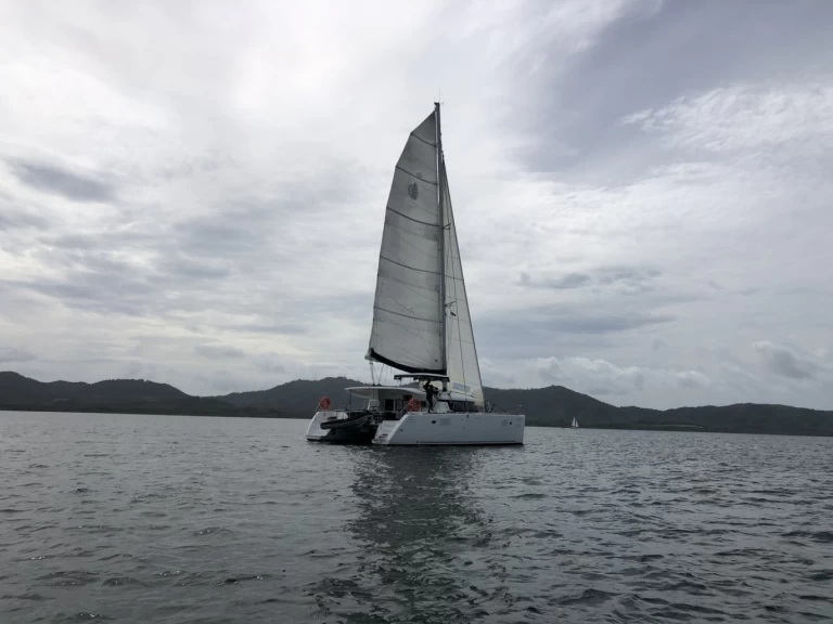 Katamaran mieten in Mai Khao - Lagoon Lagoon 450 Sport Top