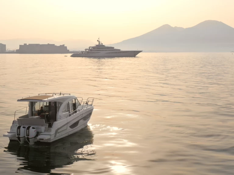 YachtCharter in Neapel - Bénéteau Antares 11 auf SamBoat