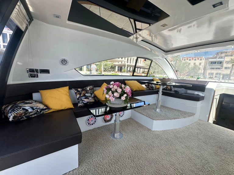 Motorboot mit oder ohne Skipper Pearl Sea mieten in Split