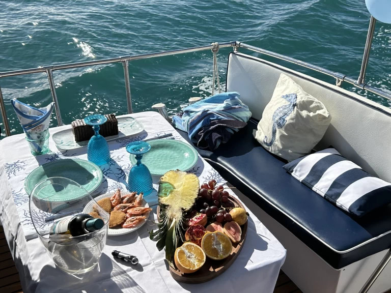 Motorboot mieten in Portimão zum besten Preis