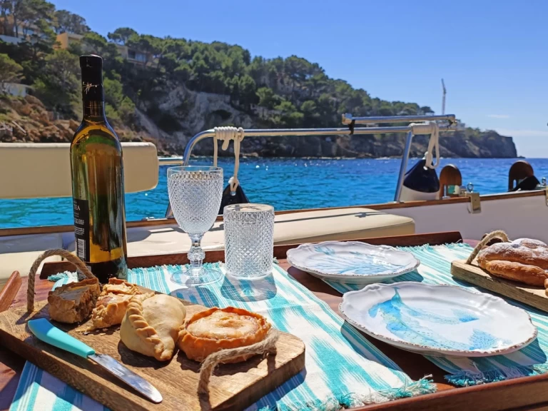 YachtCharter in Portals Nous - Medvolt Marine MedVolt M7 auf SamBoat