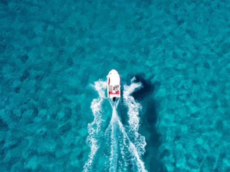 Compass 135 mieten Cala'n Porter