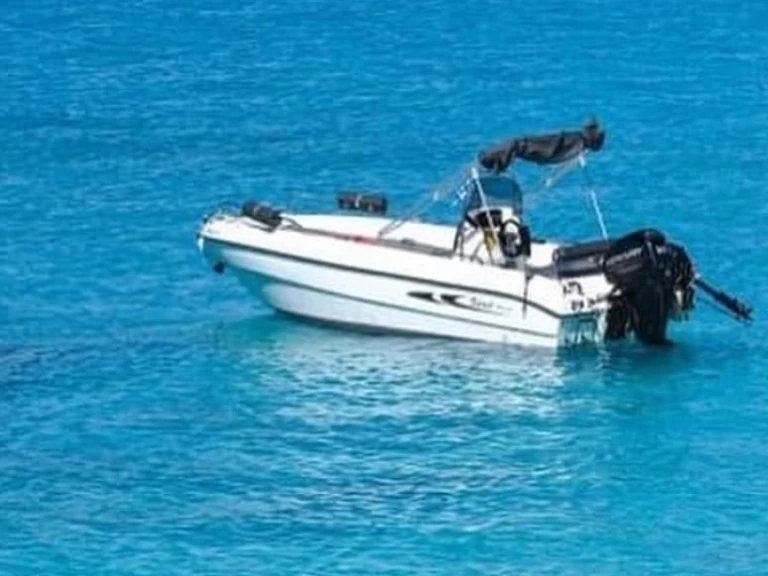 Motorboot mieten in Gáïos - Karel Boat F30ELPT