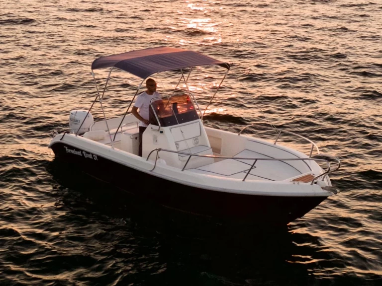 Motorboot mit oder ohne Skipper Terminal Boat mieten in Sorrent