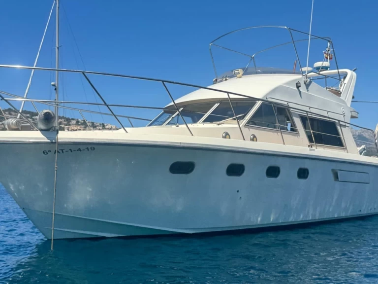 Motorboot mieten in Barcelona zum besten Preis