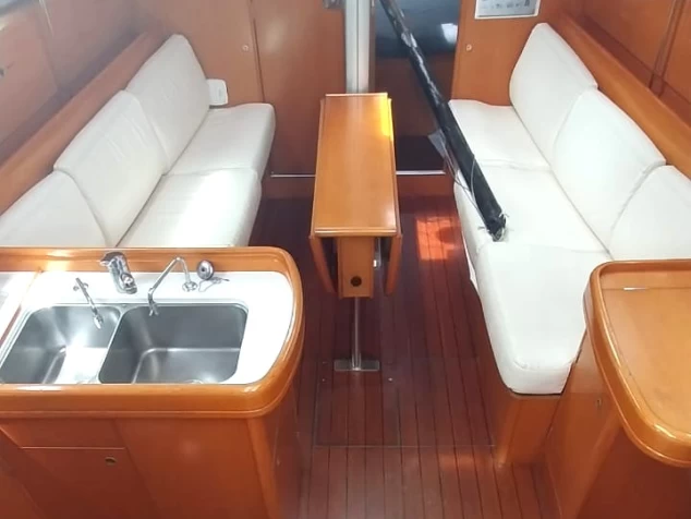 Segelboot mieten in La Trinité-sur-Mer zum besten Preis