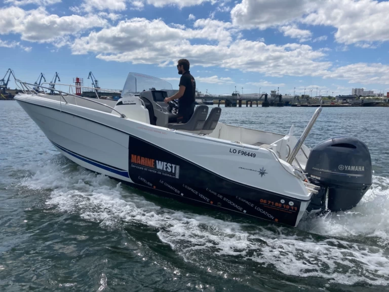 Motorboot mieten in Lorient - Jeanneau Cap Camarat 6.5 CC Serie 3