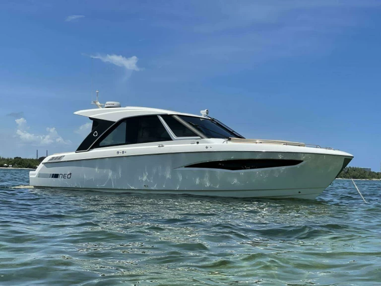 YachtCharter in Golfe-Juan - Jeanneau Leader 36 auf SamBoat