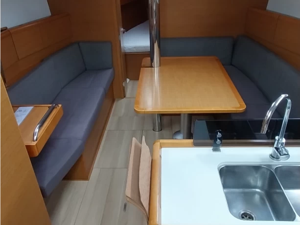 Vermietung Segelboot Jeanneau mit Führerschein