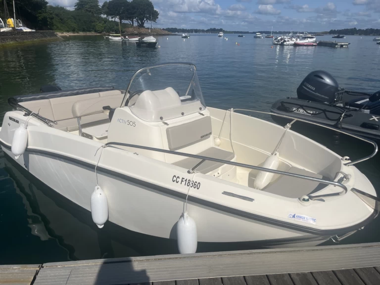 Quicksilver Activ 505 mieten Le Palais