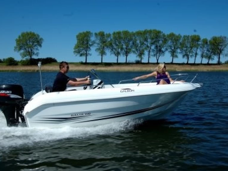 Motorboot mieten in Portocolom zum besten Preis