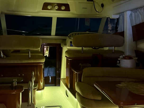 Vermietung Motorboot Jeanneau mit Führerschein