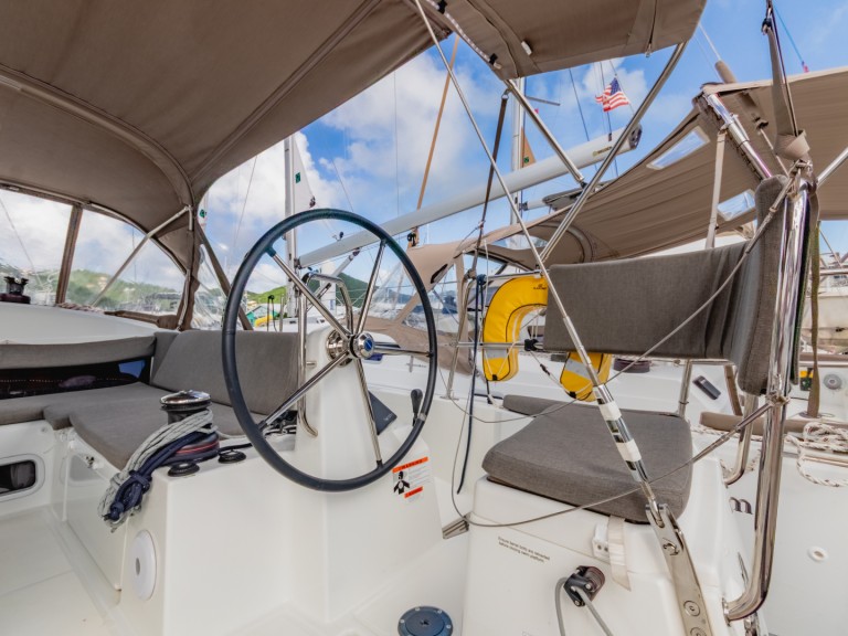 Boot mieten Road Town günstig Sun Odyssey 440