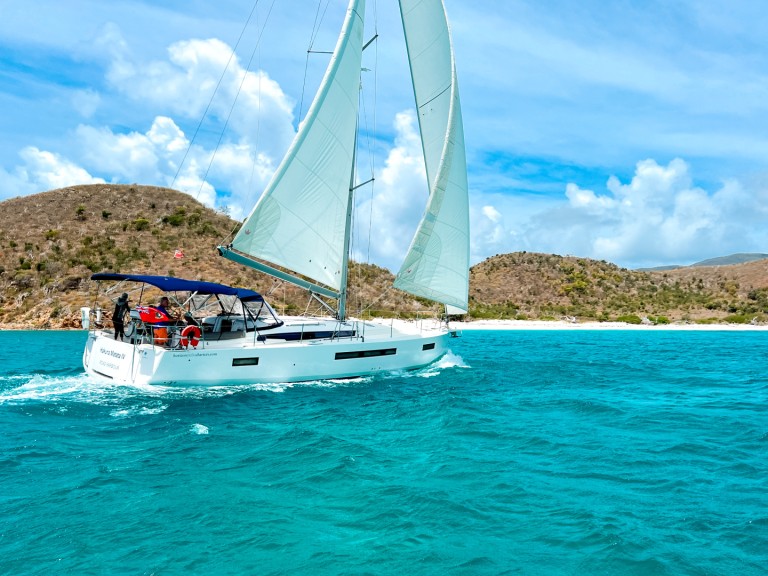 YachtCharter in Road Town - Jeanneau Sun Odyssey 490 auf SamBoat