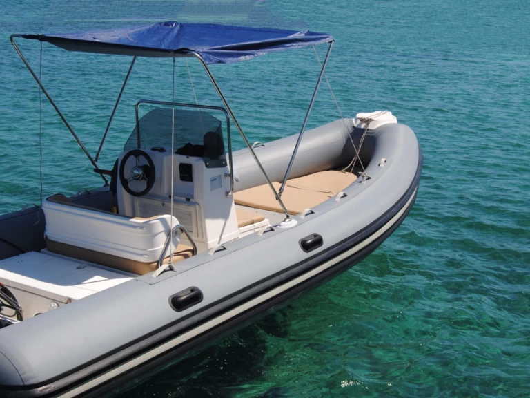 Schlauchboot mit oder ohne Skipper Joker Boat mieten in Stintino