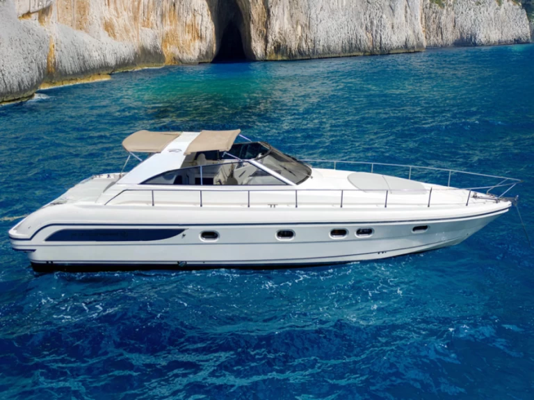 Ein Yacht Prestige Sport 80 mieten in Positano