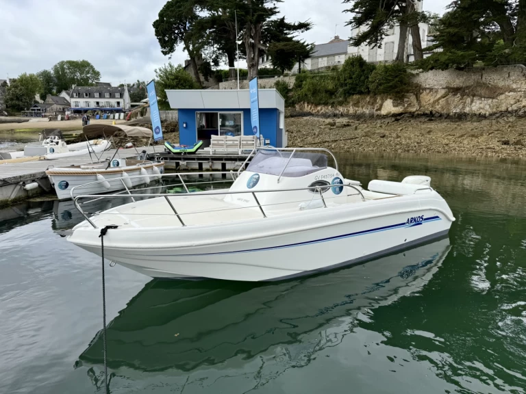 Motorboot mit oder ohne Skipper Arkos mieten in Port de Sainte-Marine