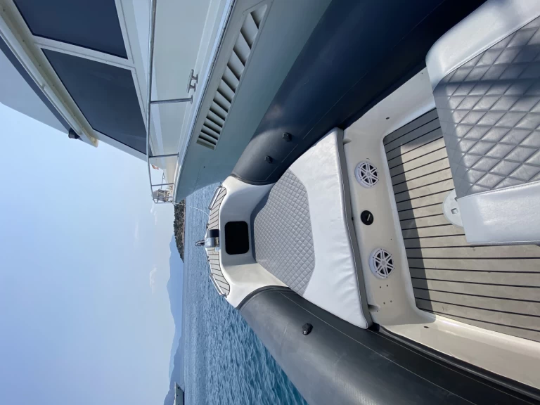 Schlauchboot mit oder ohne Skipper mostro mieten in Glyfáda
