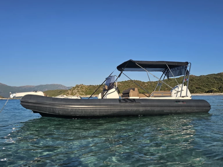 Vermietung Schlauchboot Bsc mit Führerschein