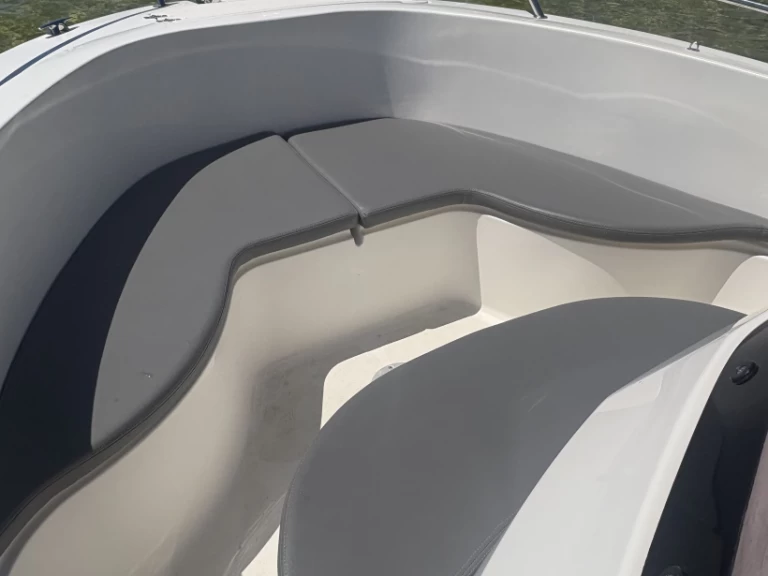 Motorboot mit oder ohne Skipper Pacific Craft mieten in Sanguinet