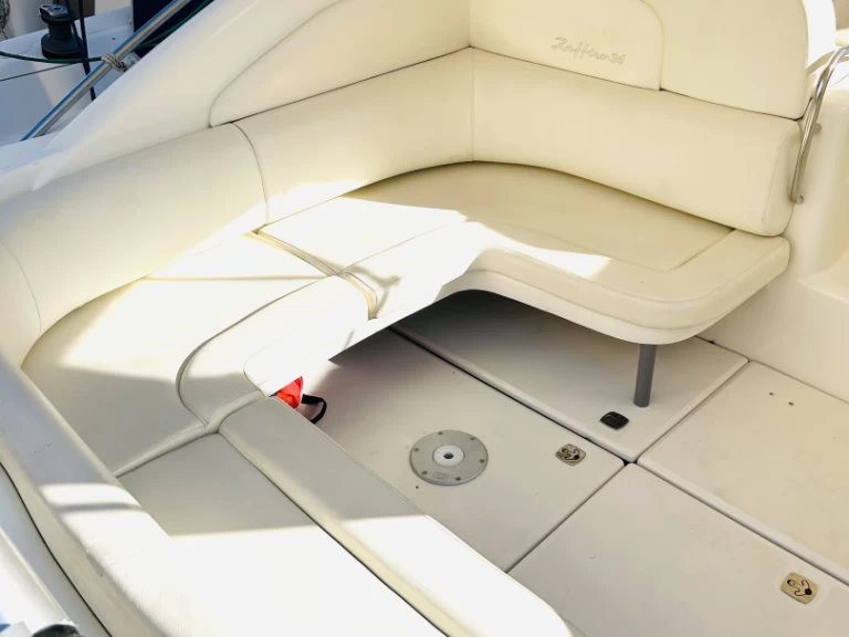 Vermietung Motorboot Cranchi mit Führerschein