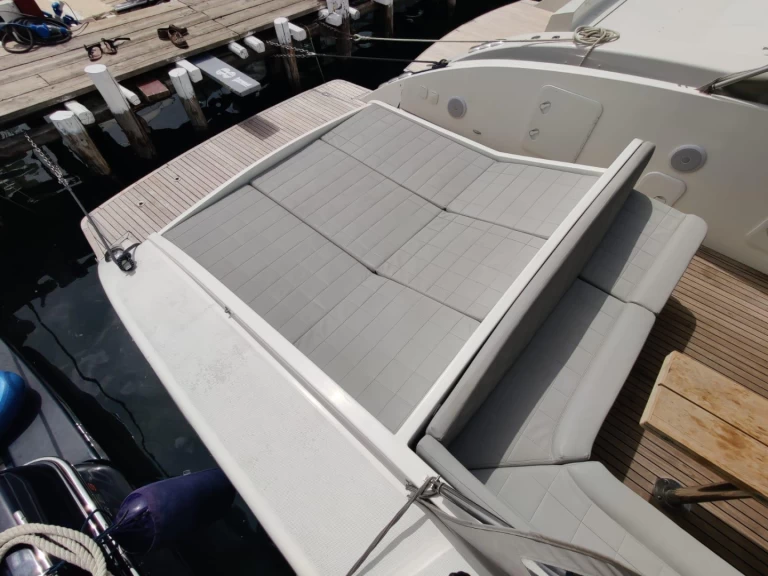 Tornado Tornado 45 mieten Neapel