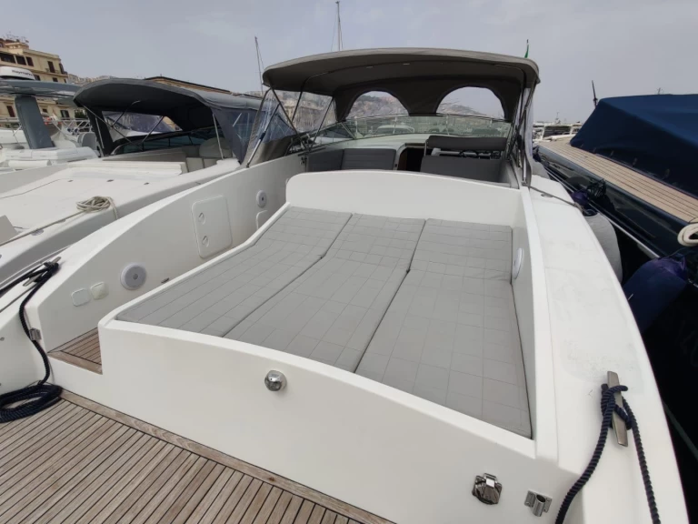 Motorboot mieten in Neapel - Tornado Tornado 45