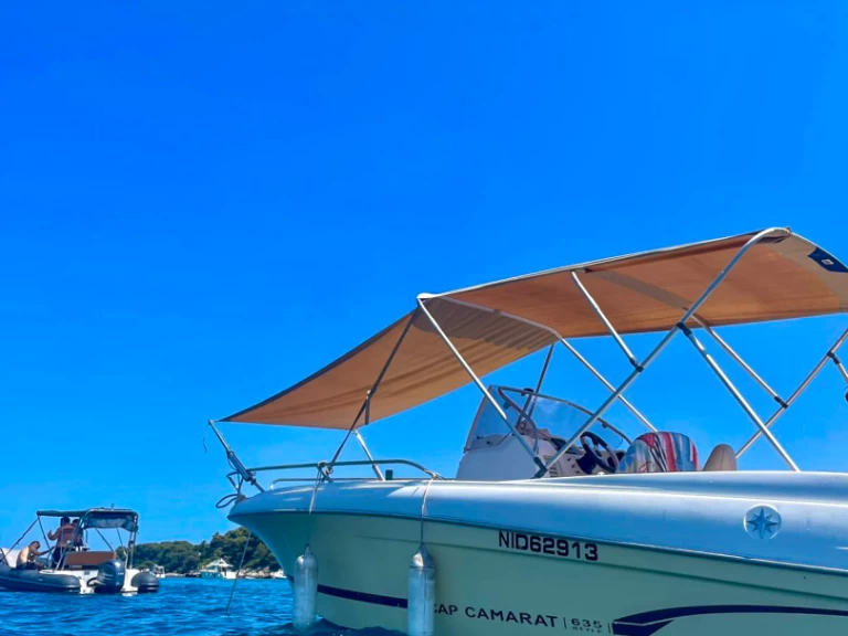 Vermietung Motorboot Jeanneau mit Führerschein