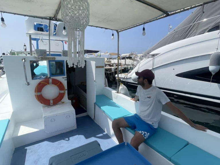 Boot mieten Neapel günstig vintage lancia 