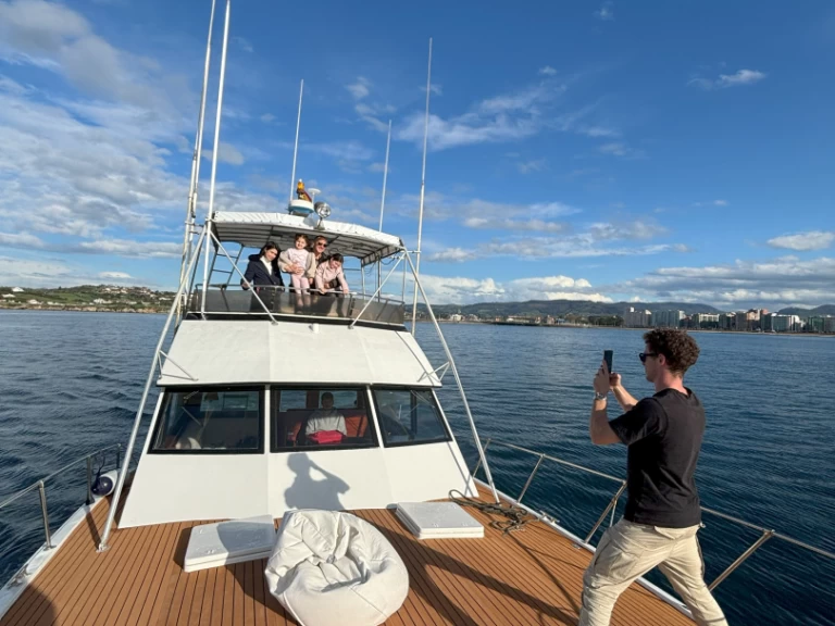 YachtCharter in Gijón - Hatteras Hatteras 46 convertible auf SamBoat