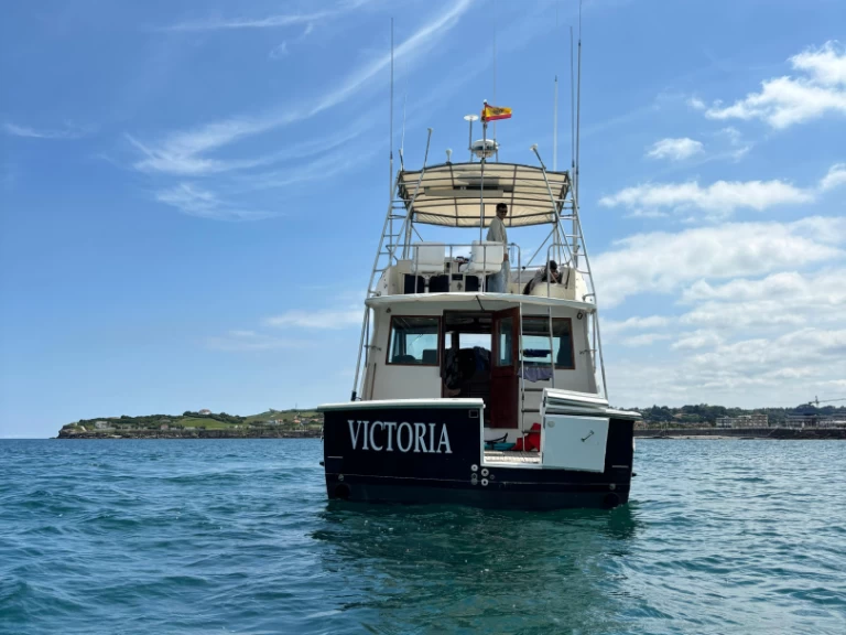 Boot mieten Gijón günstig Hatteras 46 convertible