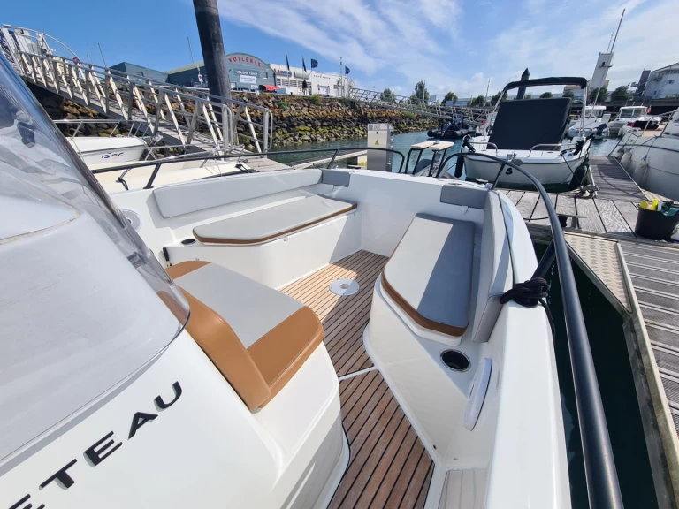 Boot mieten Les Sables-d'Olonne günstig Flyer 8 SPACEdeck