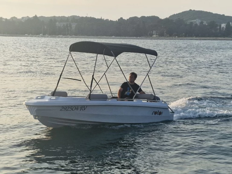 Vermietung Motorboot ROTO mit Führerschein