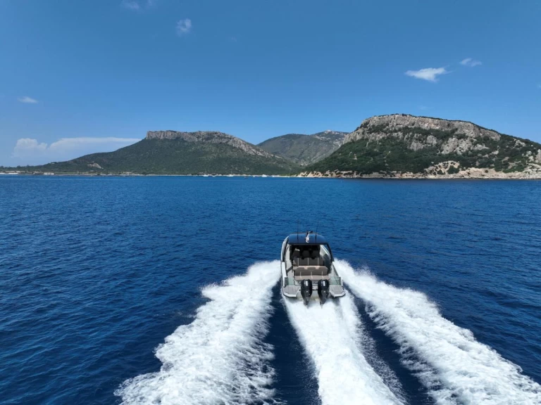Motorboot mieten in Golfo Aranci zum besten Preis