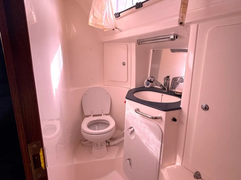 Bootsverleih Bavaria Bavaria 38 Sanremo Samboat