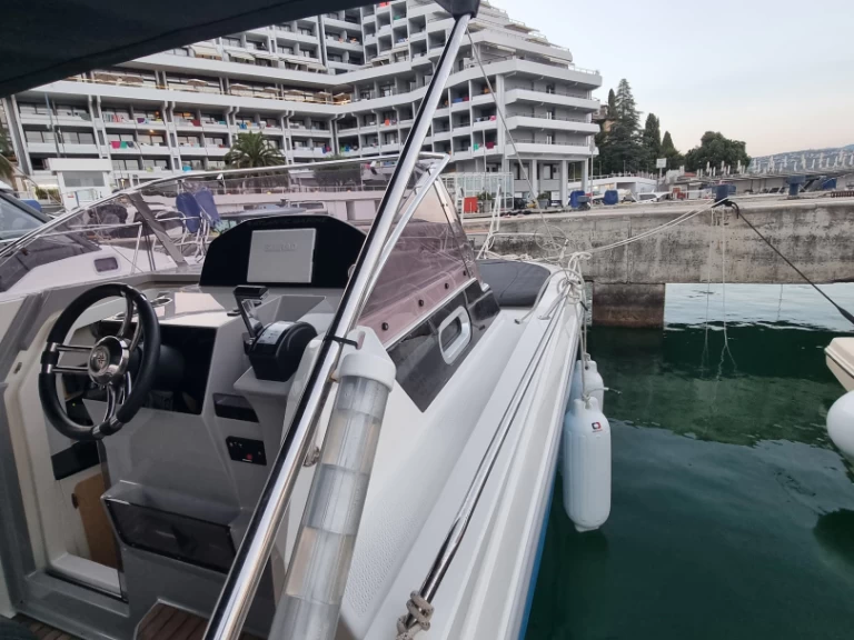 Atlantic 730 Sun Cruiser mieten Opatija