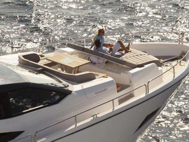 YachtCharter in Palma de Mallorca - Sunseeker Yacht 86 auf SamBoat