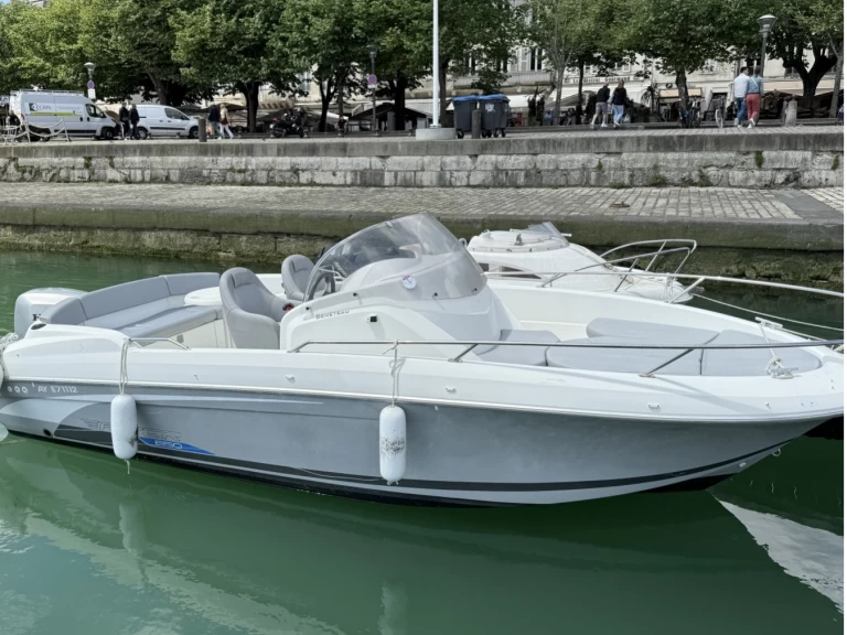 Motorboot mieten in La Rochelle zum besten Preis