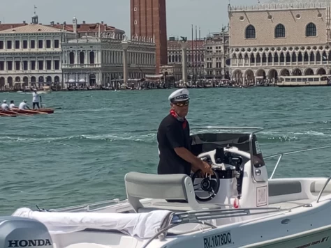 Vermietung Motorboot Bluline mit Führerschein