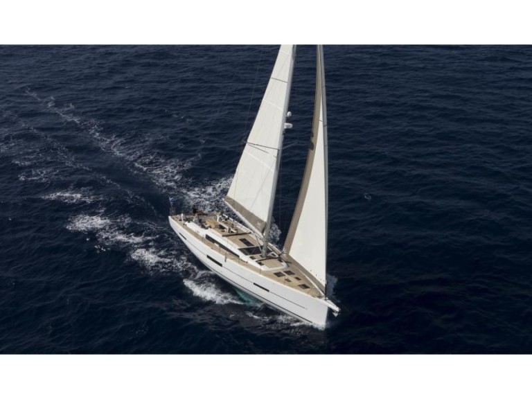 Ein Dufour Dufour 560 Grand Large mieten in Álimos
