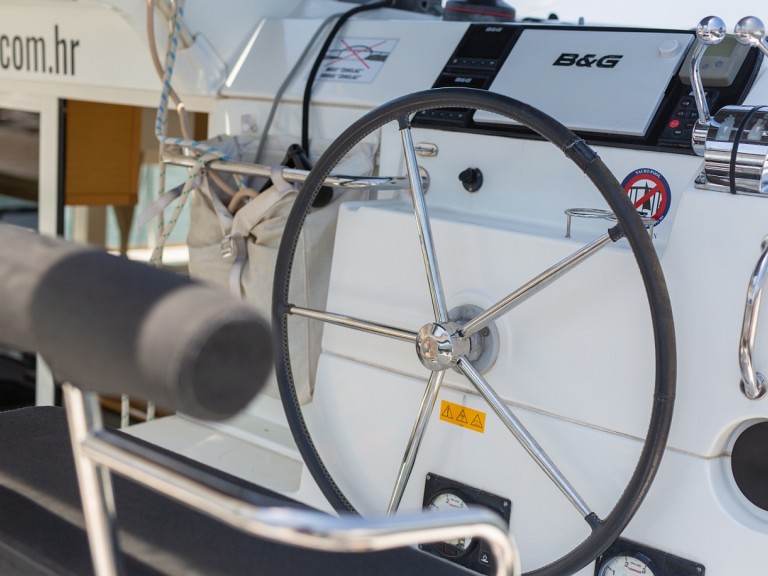 Boot mieten Punat günstig Lagoon 39