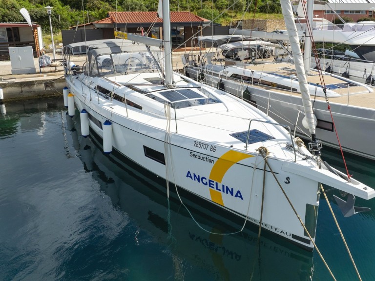 Vermietung Segelboot Bénéteau mit Führerschein