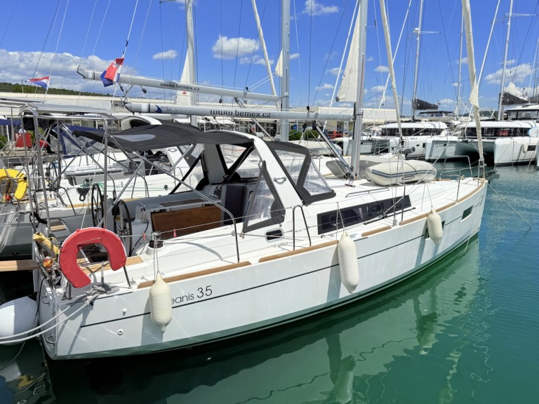 Segelboot mieten in Sukošan zum besten Preis