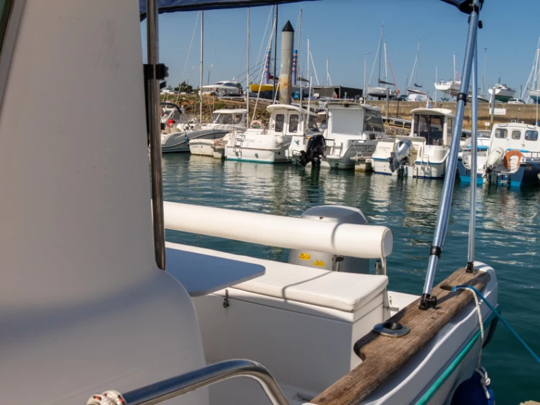 Motorboot mieten in Les Sables-d'Olonne zum besten Preis